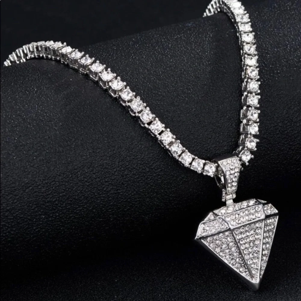 ⚡️ Icy Diamond Bling Necklace ⚡️ - Picture 3 of 5
